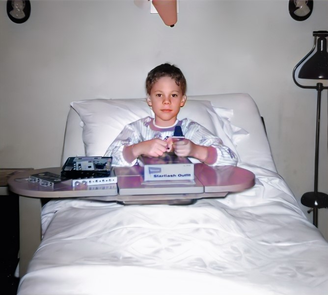 Me in the hospital, 1/8 ounce lighter than the day before.
