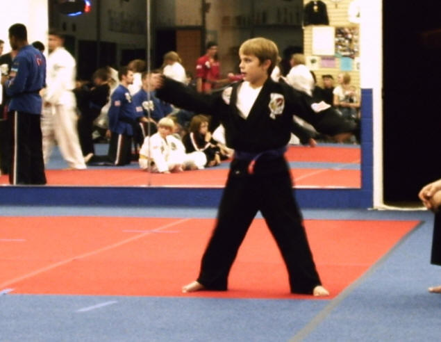 Zach demonstrates form.